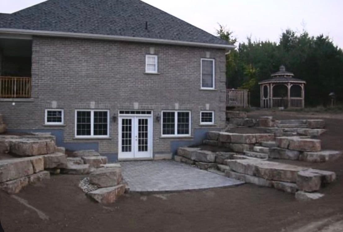 Retaining Walls image